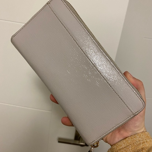 Wallet - Picture 2 of 2